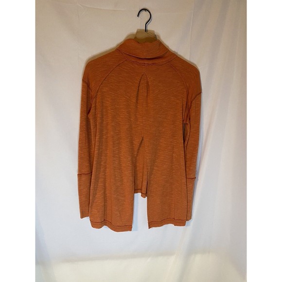 We The Free Split Back Cowl Neck Top Rust Style OB536113 - Picture 2 of 3